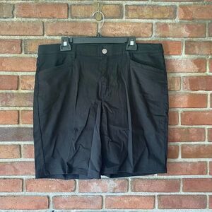 Briggs Black Shorts with Double Button Closure 14